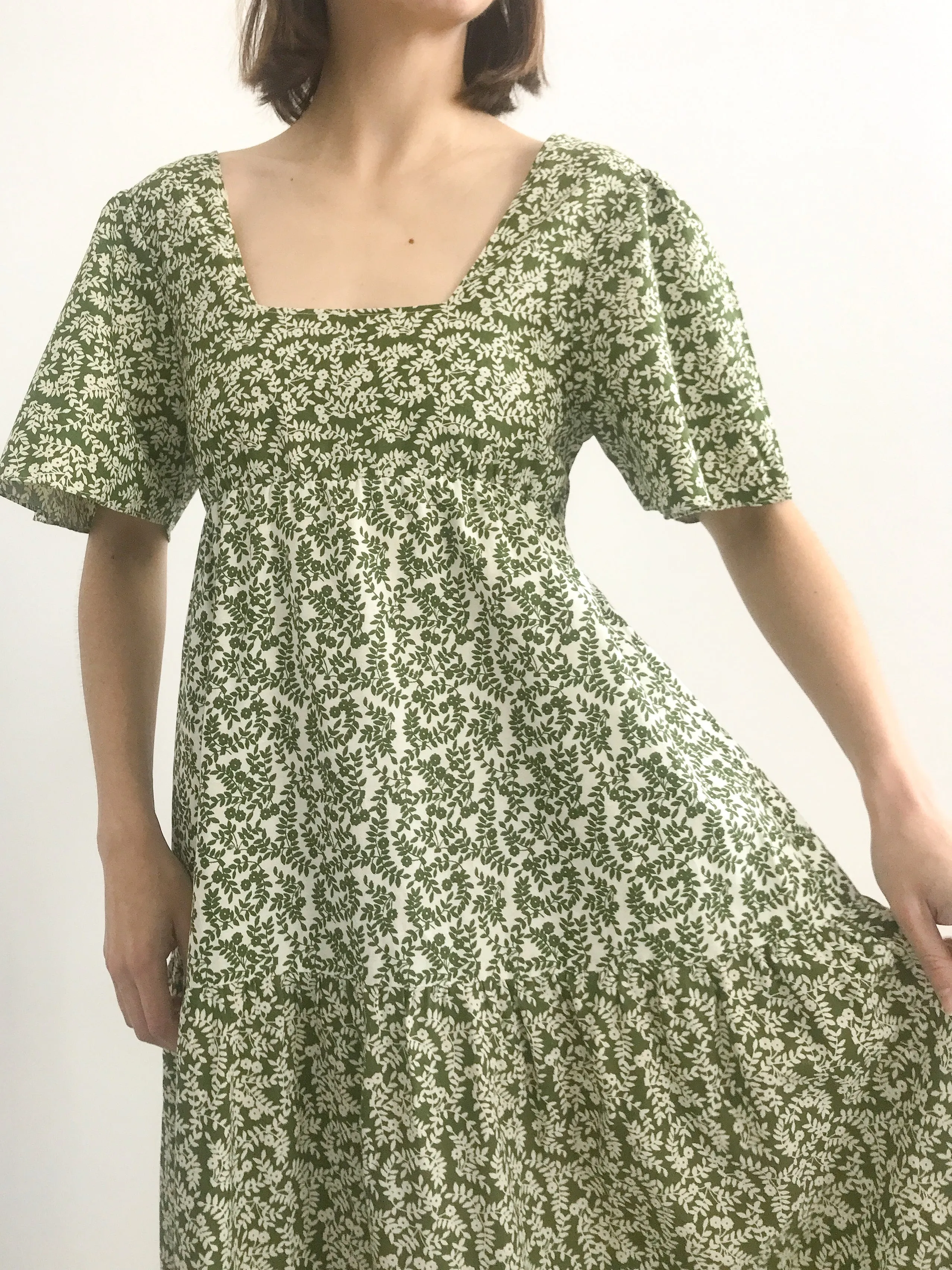 1970s Green Floral Tiered Prairie Dress