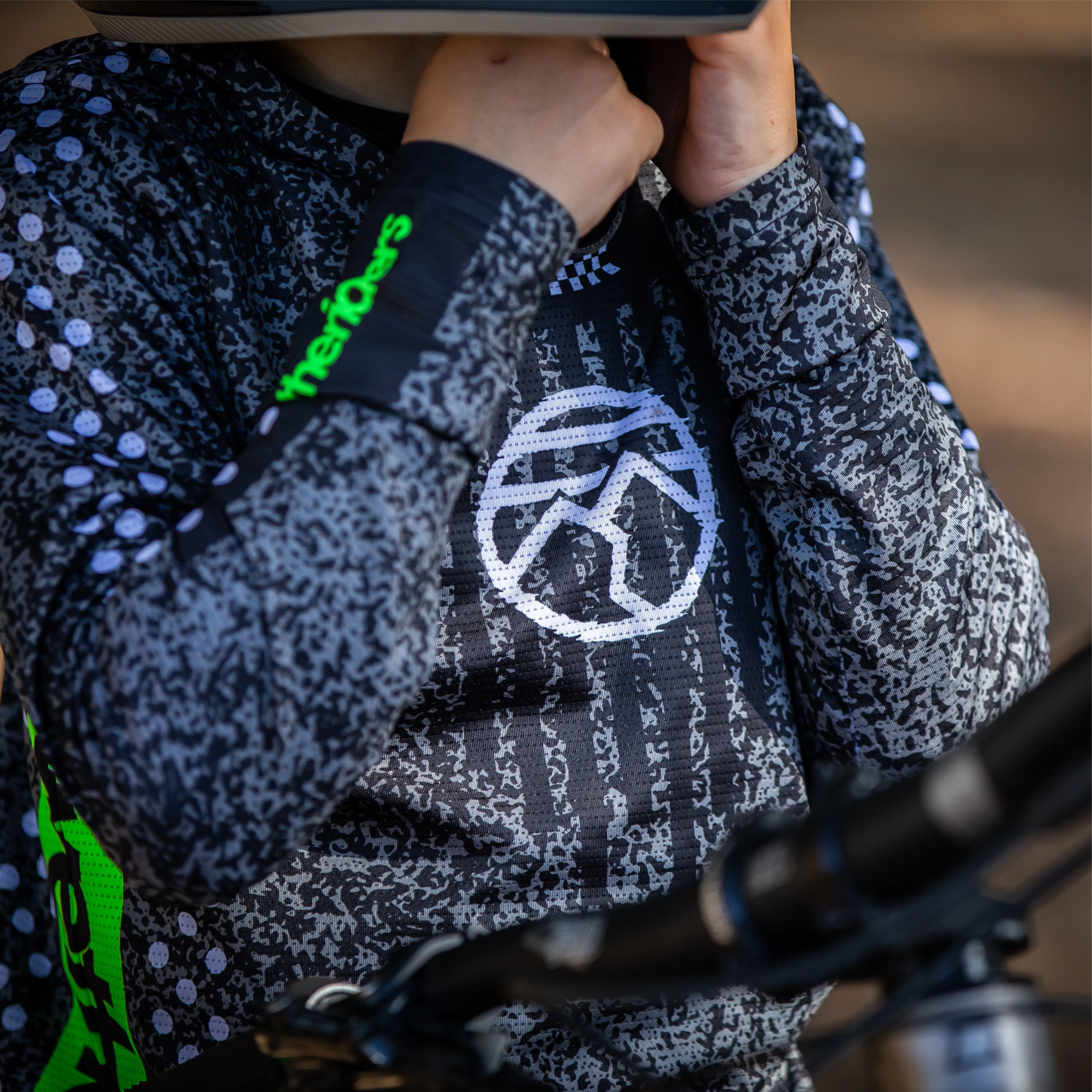 SHIFT Long Sleeve Jersey